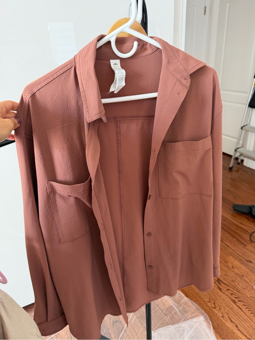 Alo Yoga Dremacape Button Down Long Sleeve